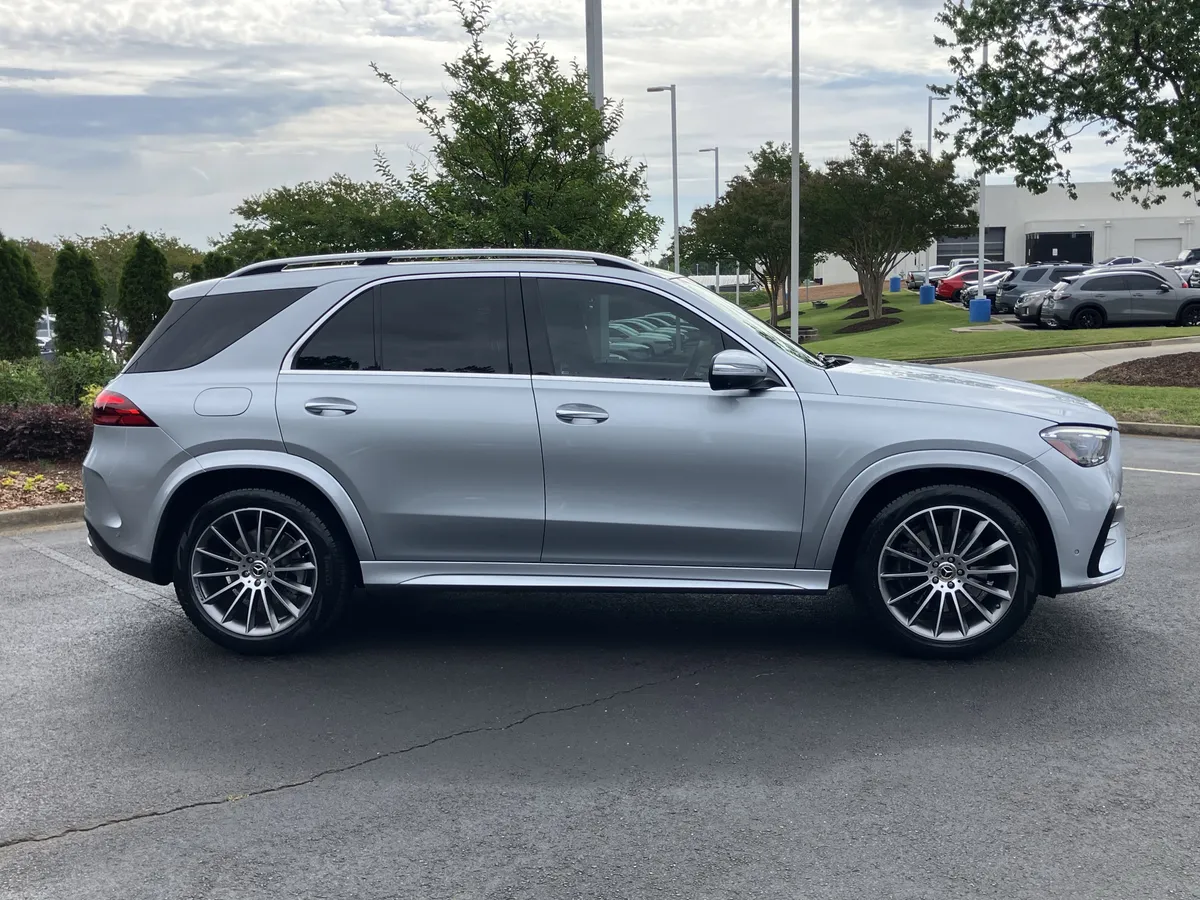 2024 Mercedes-Benz GLE GLE 450 4MATIC® SUV thumbnail 11