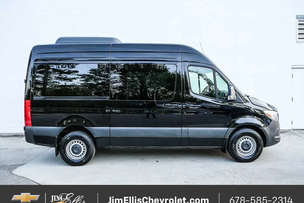 2024 Mercedes-Benz Sprinter Passenger Van NA thumbnail 2
