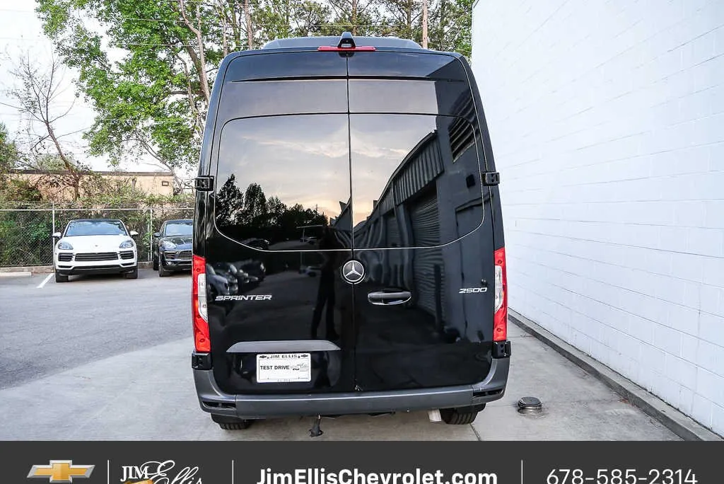2024 Mercedes-Benz Sprinter Passenger Van NA thumbnail 24