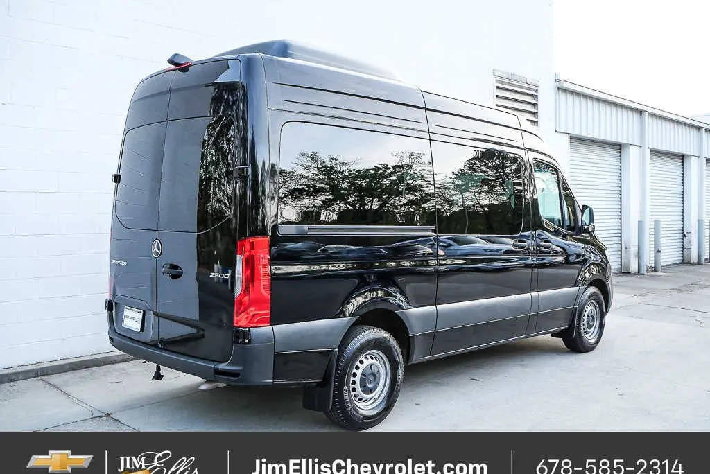 2024 Mercedes-Benz Sprinter Passenger Van NA thumbnail 3
