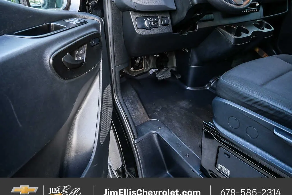 2024 Mercedes-Benz Sprinter Passenger Van NA thumbnail 7