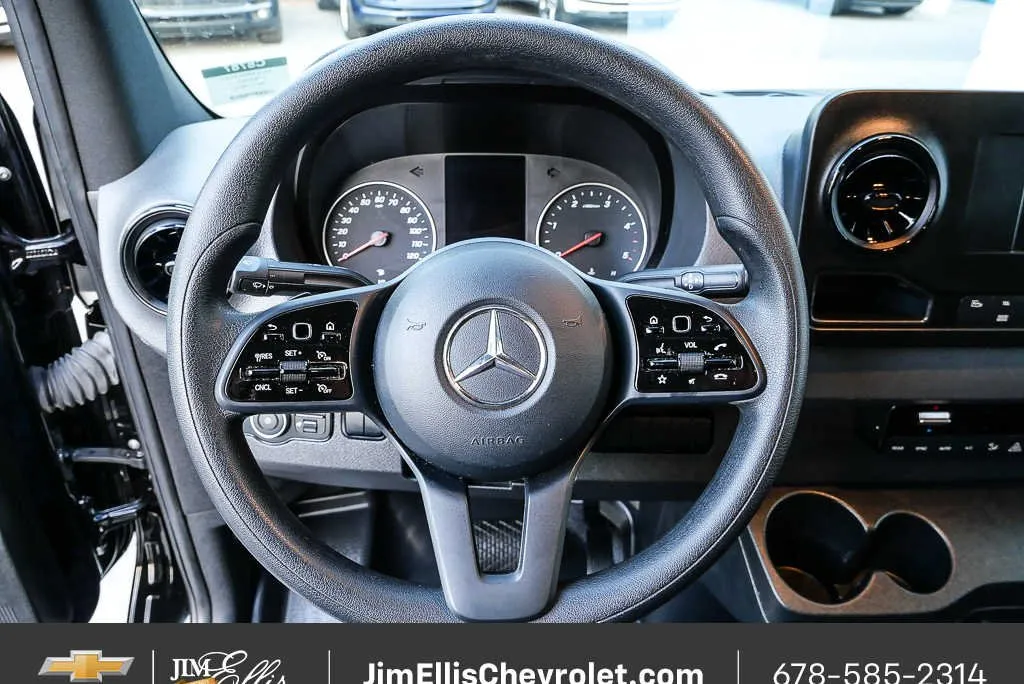 2024 Mercedes-Benz Sprinter Passenger Van NA thumbnail 9