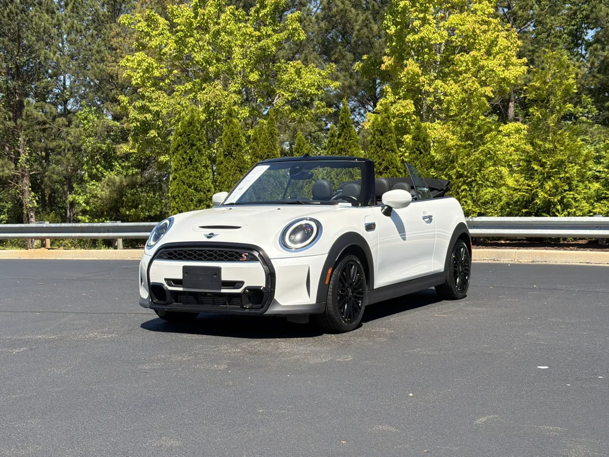 2024 MINI Convertible Cooper S thumbnail 11