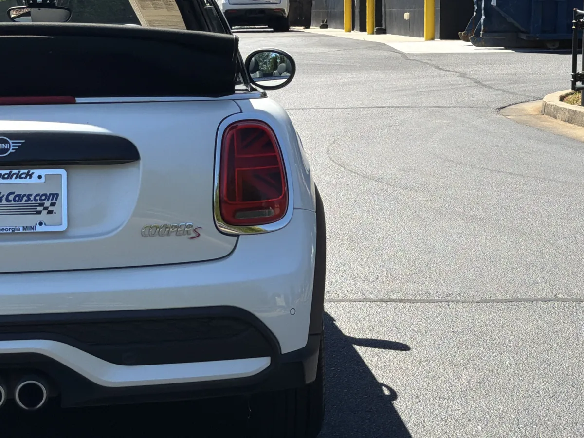 2024 MINI Convertible Cooper S thumbnail 21