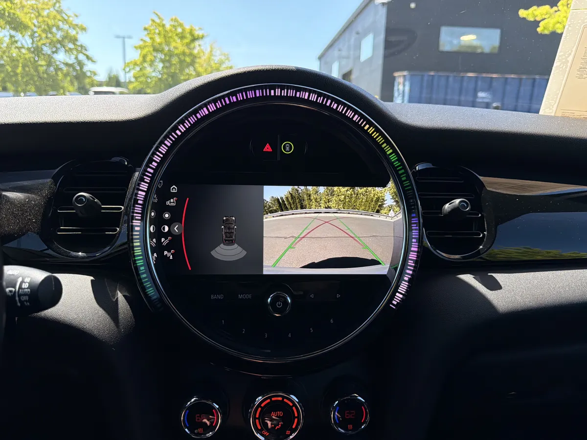 2024 MINI Convertible Cooper S thumbnail 32
