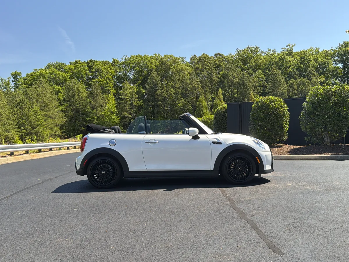 2024 MINI Convertible Cooper S thumbnail 4