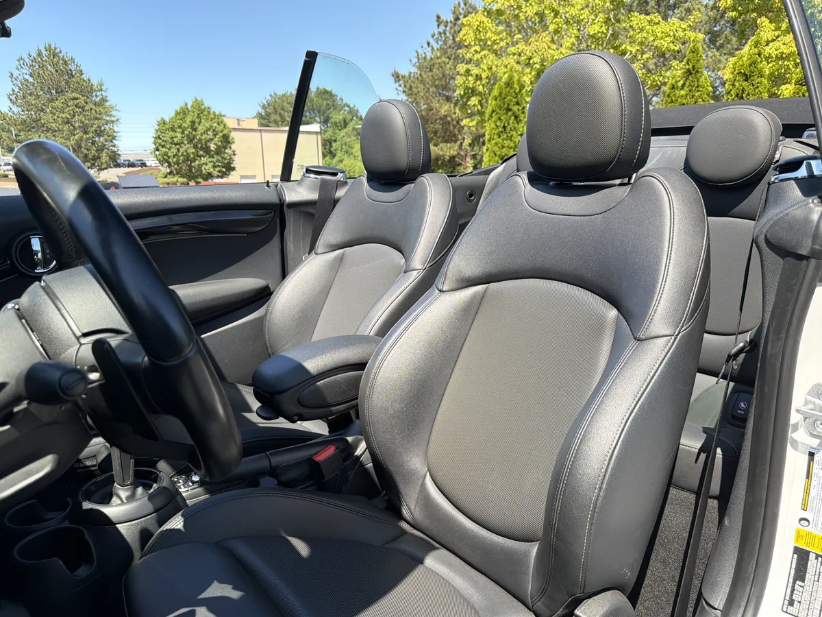 2024 MINI Convertible Cooper S thumbnail 6