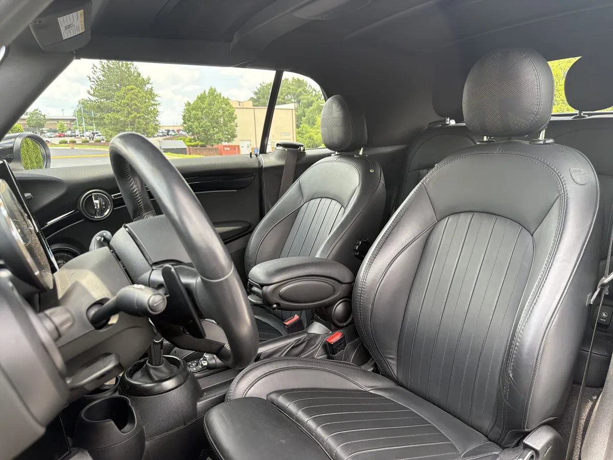 2024 MINI Convertible Cooper S thumbnail 6