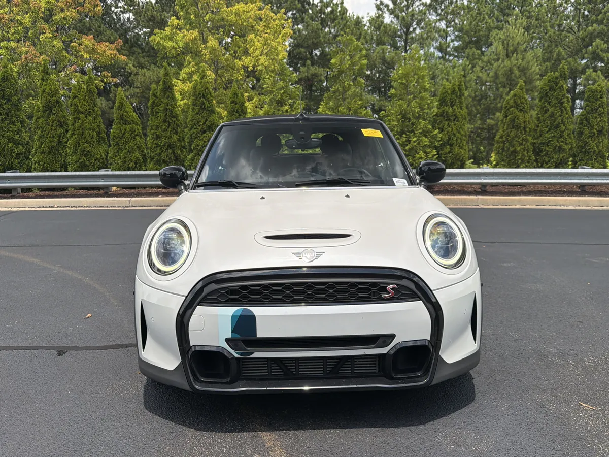 2024 MINI Convertible Cooper S thumbnail 8
