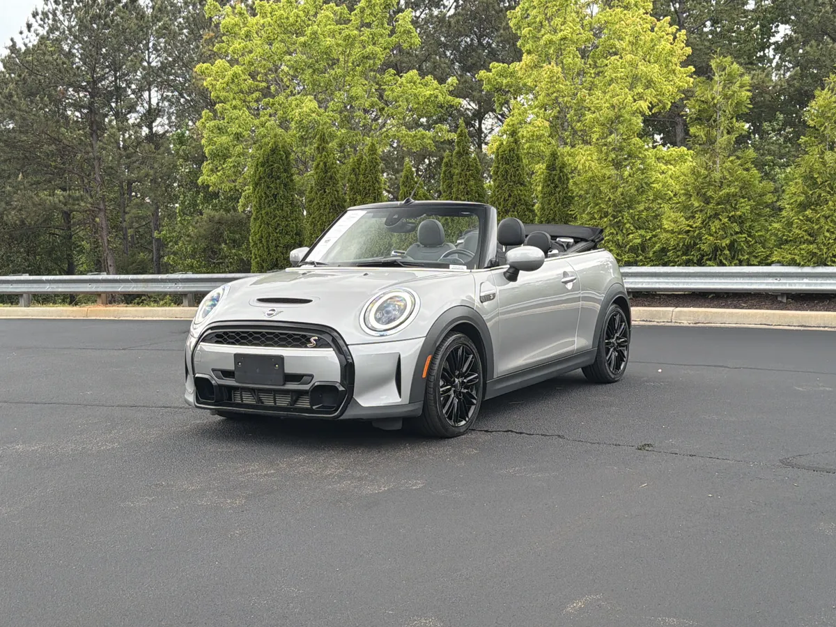 2024 MINI Convertible Cooper S thumbnail 12