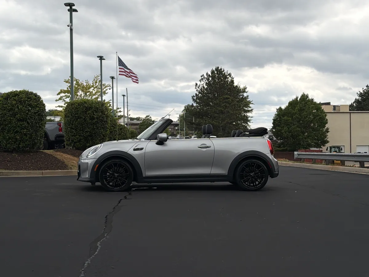 2024 MINI Convertible Cooper S thumbnail 13