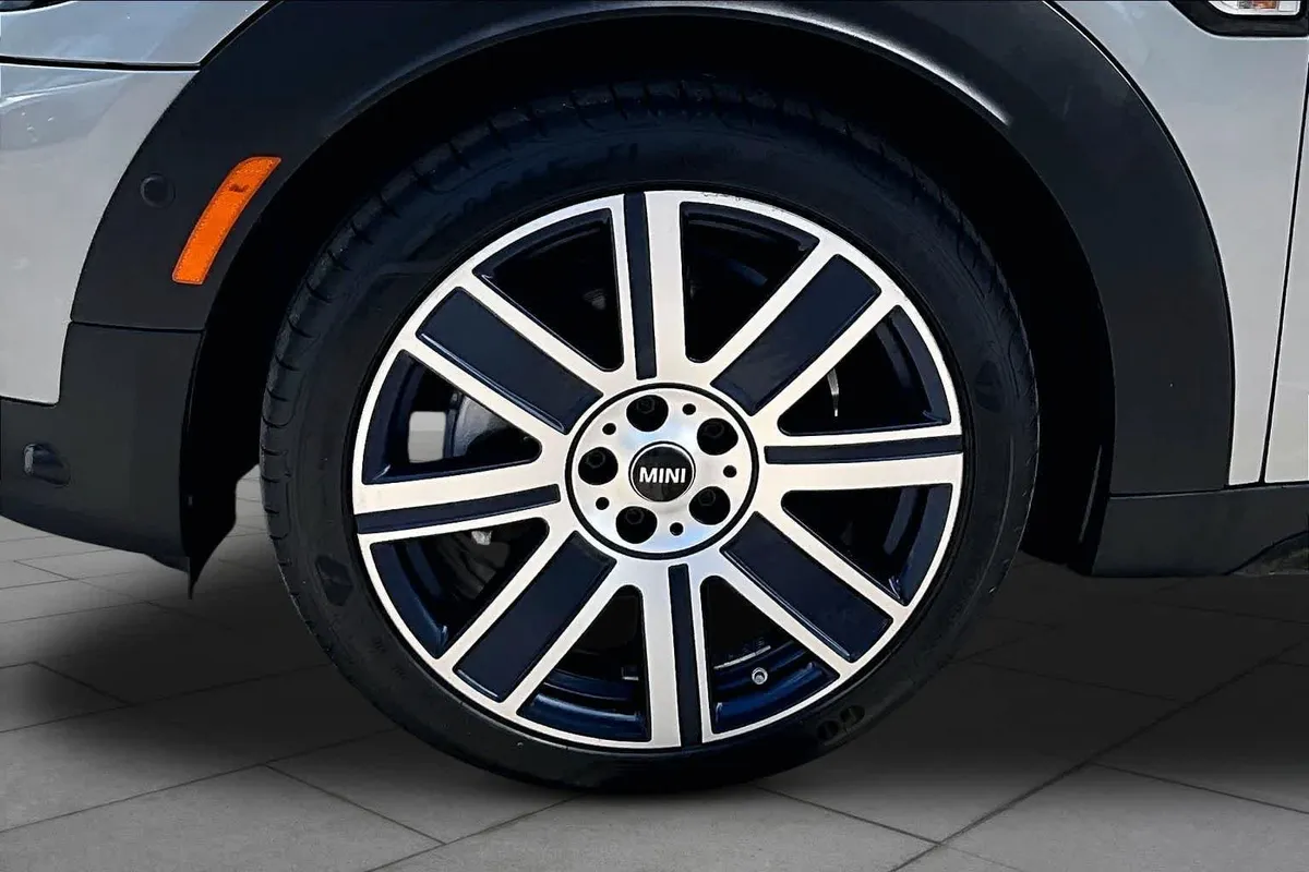 2024 MINI Countryman Cooper S thumbnail 11