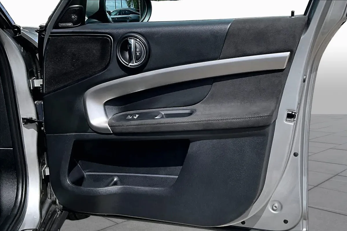 2024 MINI Countryman Cooper S thumbnail 27