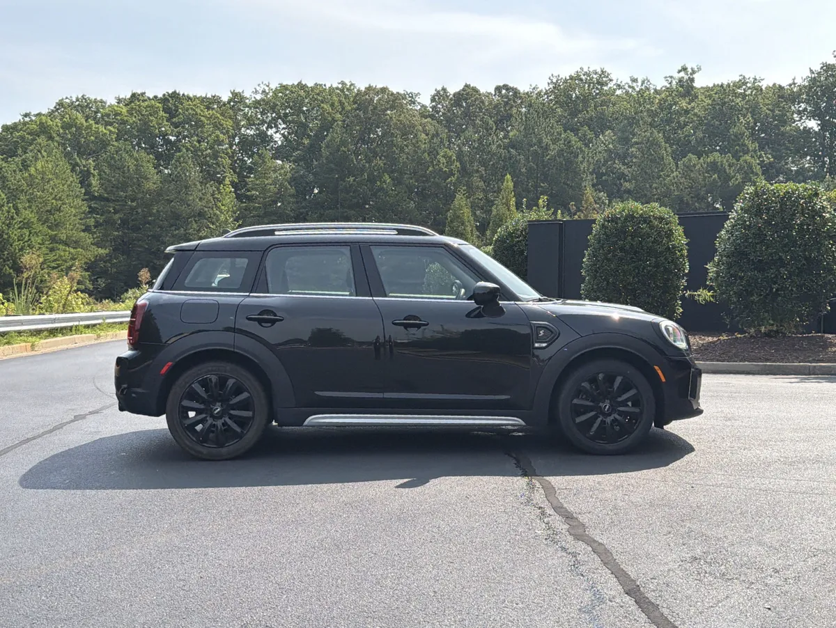 2024 MINI Countryman Cooper S thumbnail 4
