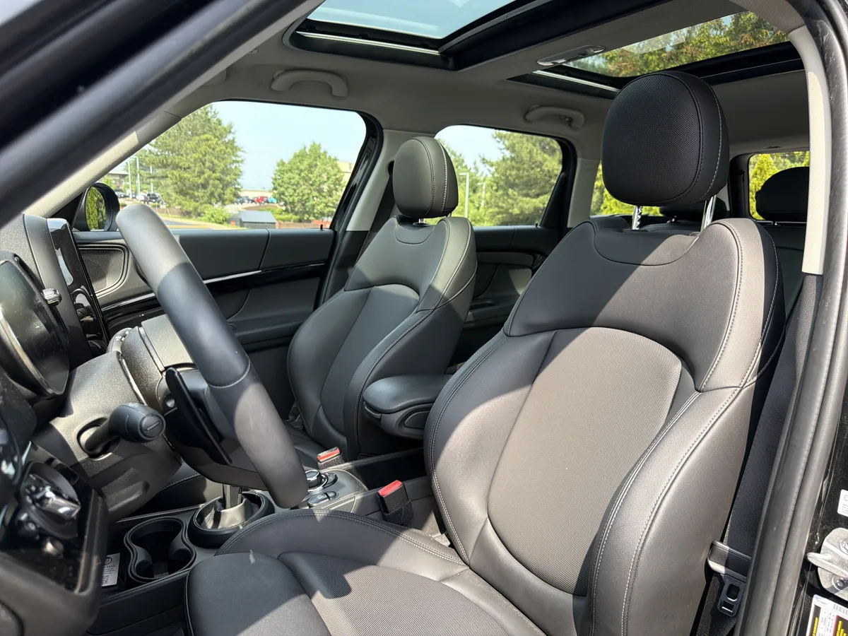 2024 MINI Countryman Cooper S thumbnail 6