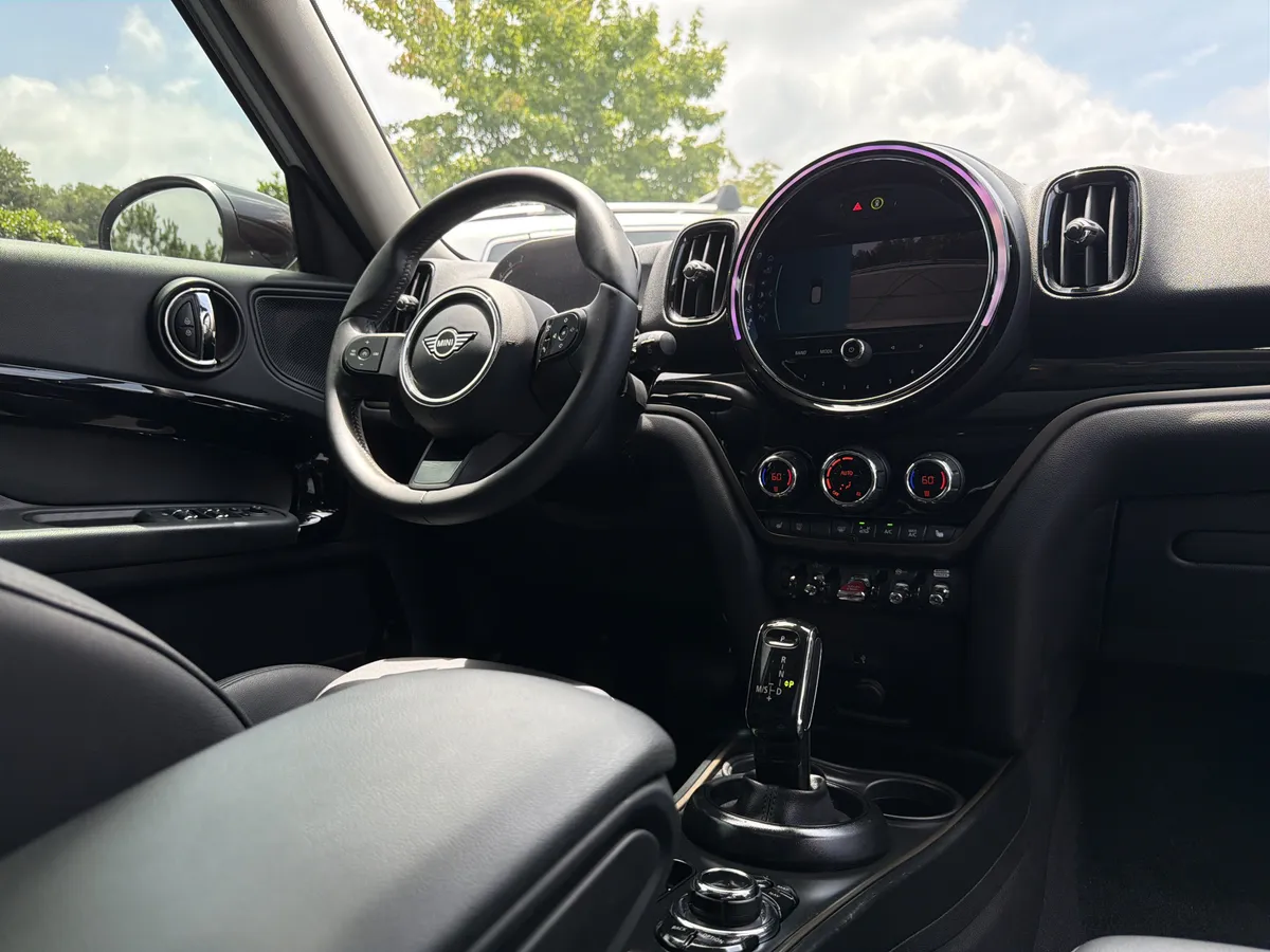 2024 MINI Countryman Cooper S thumbnail 5