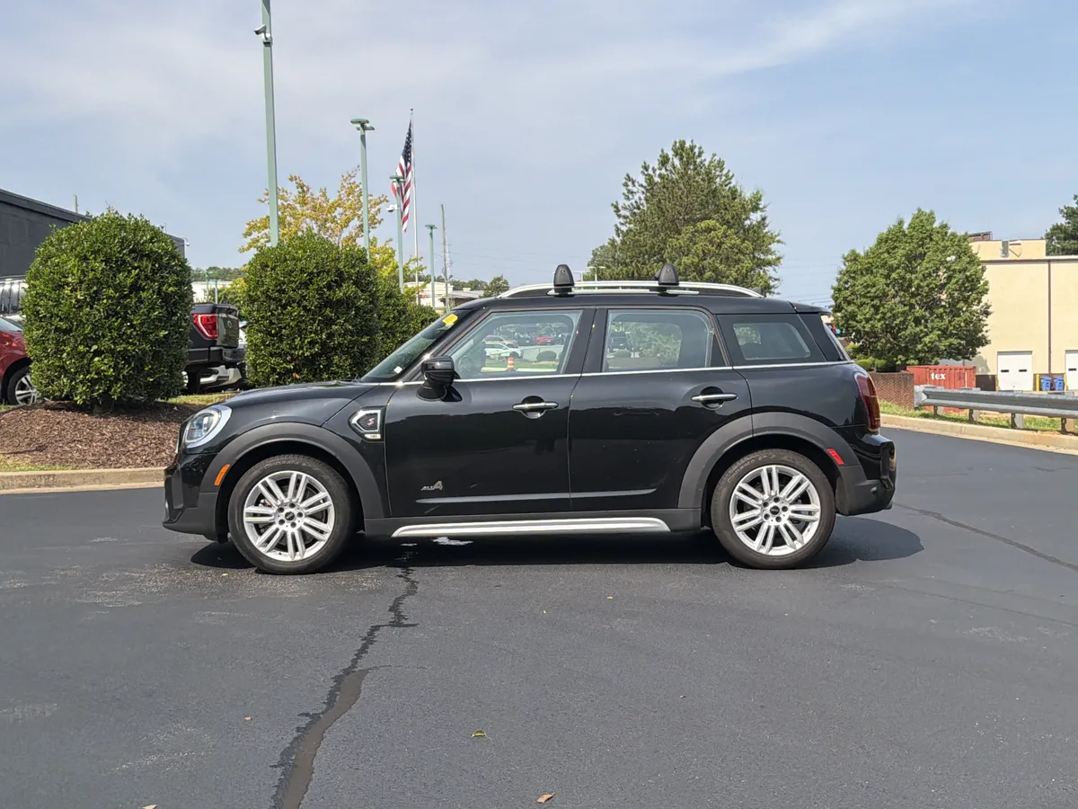 2024 MINI Countryman Cooper S thumbnail 11