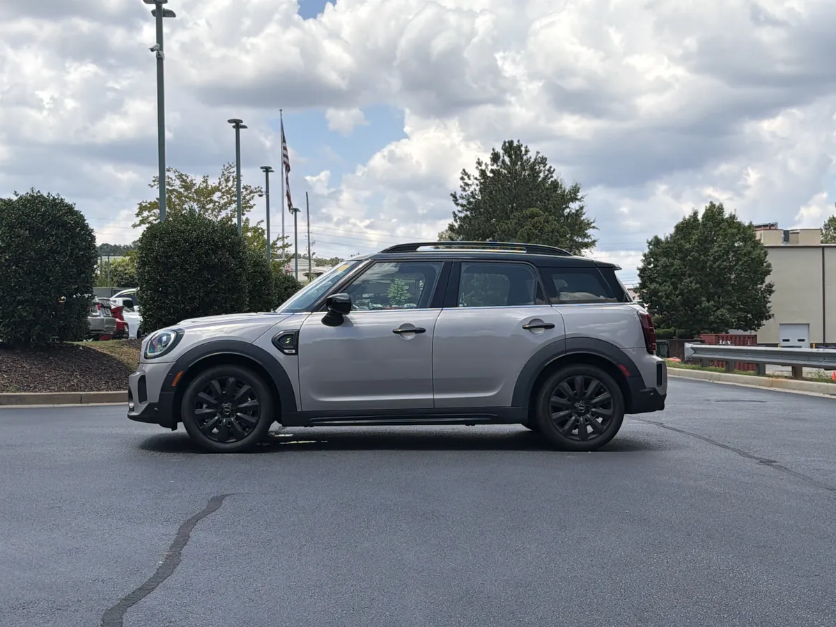 2024 MINI Countryman Cooper S thumbnail 13