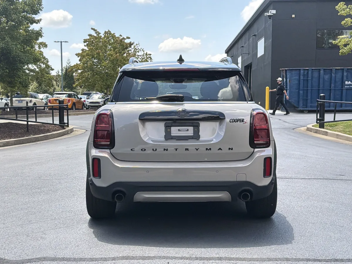 2024 MINI Countryman Cooper S thumbnail 15