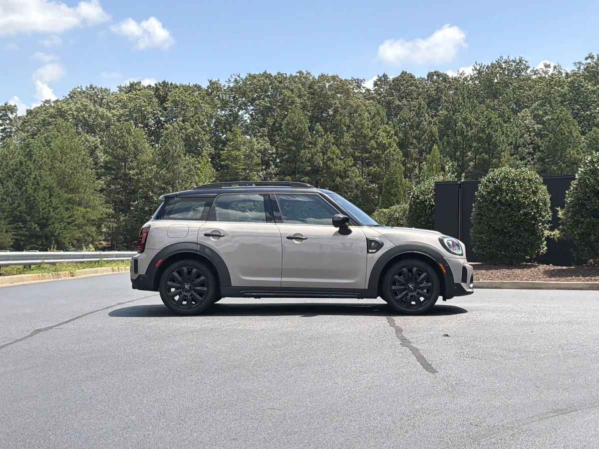 2024 MINI Countryman Cooper S thumbnail 4