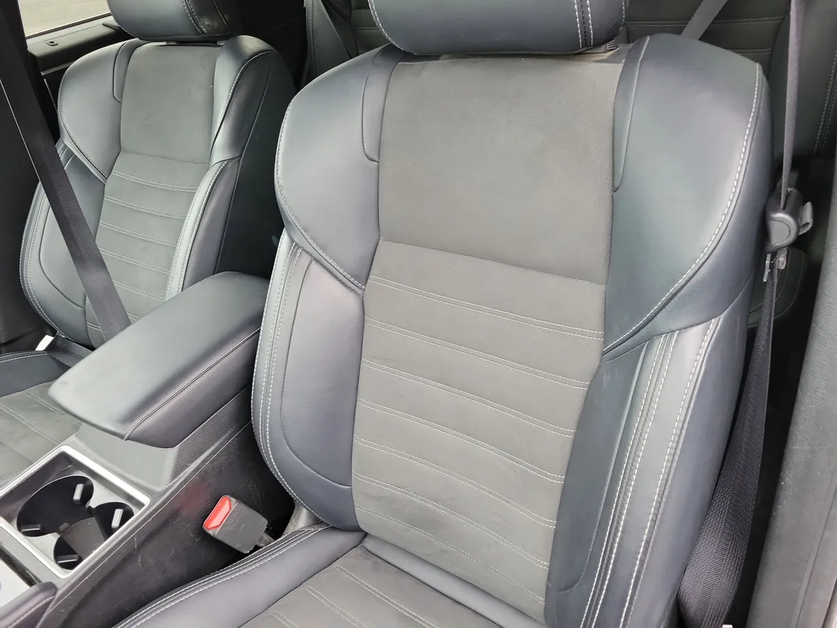 2024 Mitsubishi Outlander SE thumbnail 5