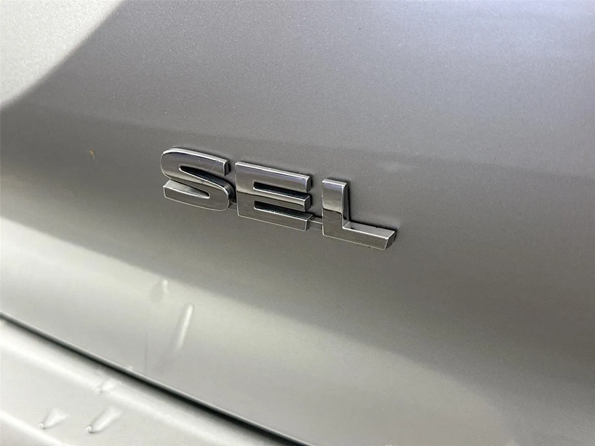 2024 Mitsubishi Outlander SEL thumbnail 15