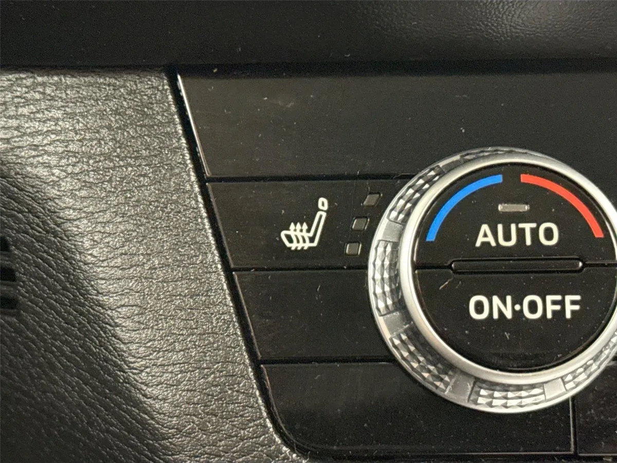 2024 Mitsubishi Outlander SEL thumbnail 8