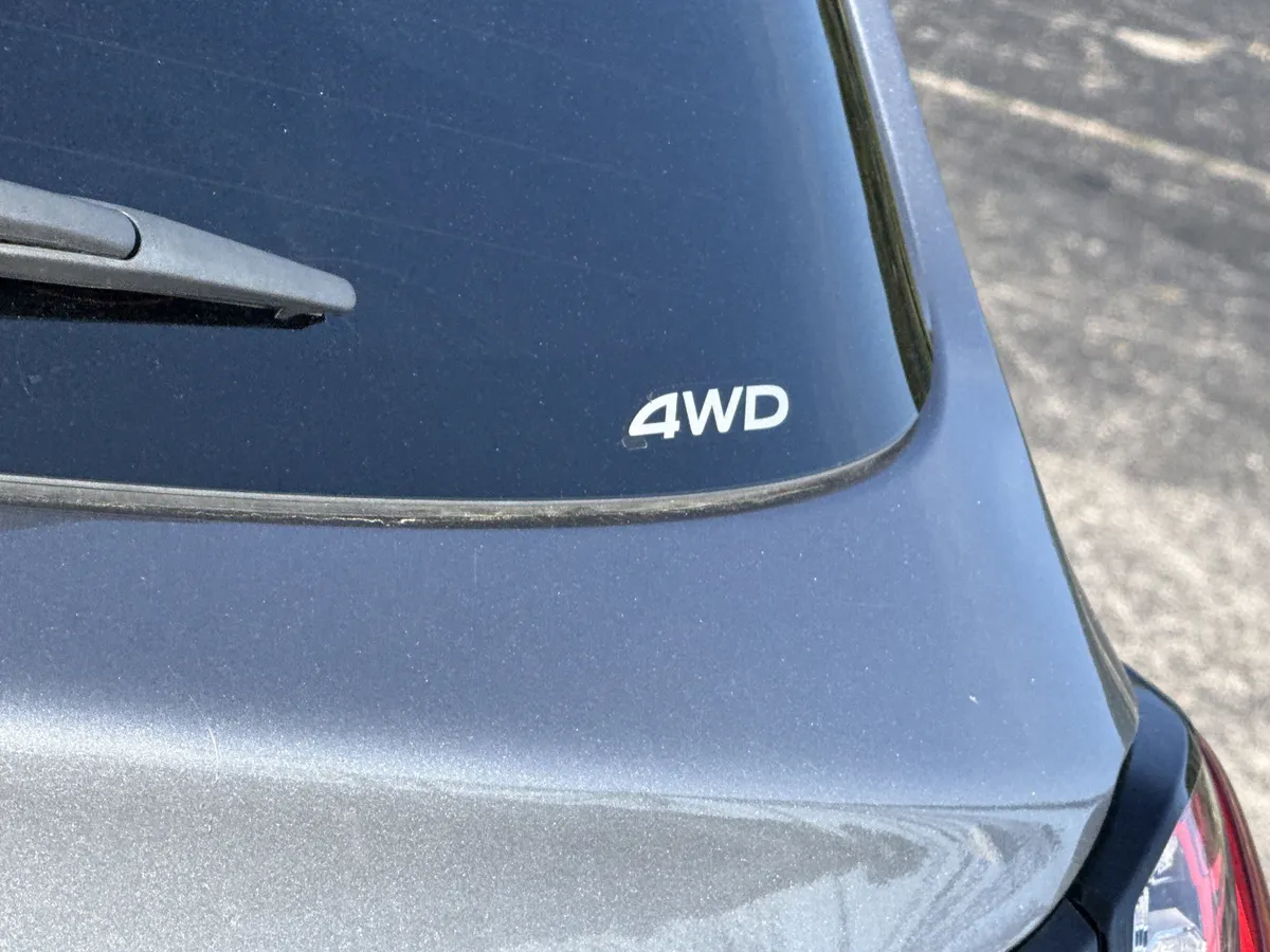 2024 Mitsubishi Outlander Sport 2.0 ES AWC thumbnail 10