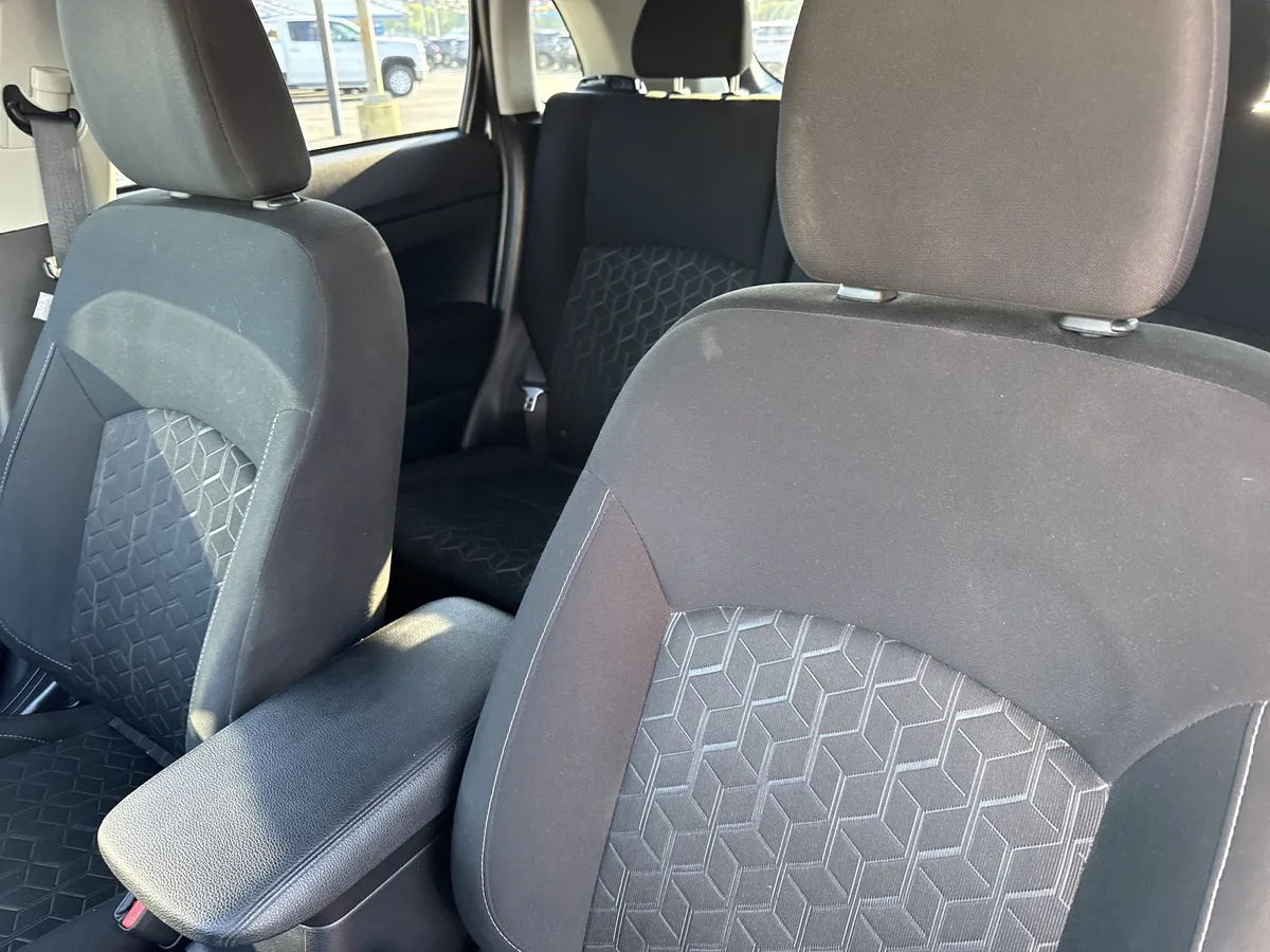 2024 Mitsubishi Outlander Sport 2.0 ES AWC thumbnail 12