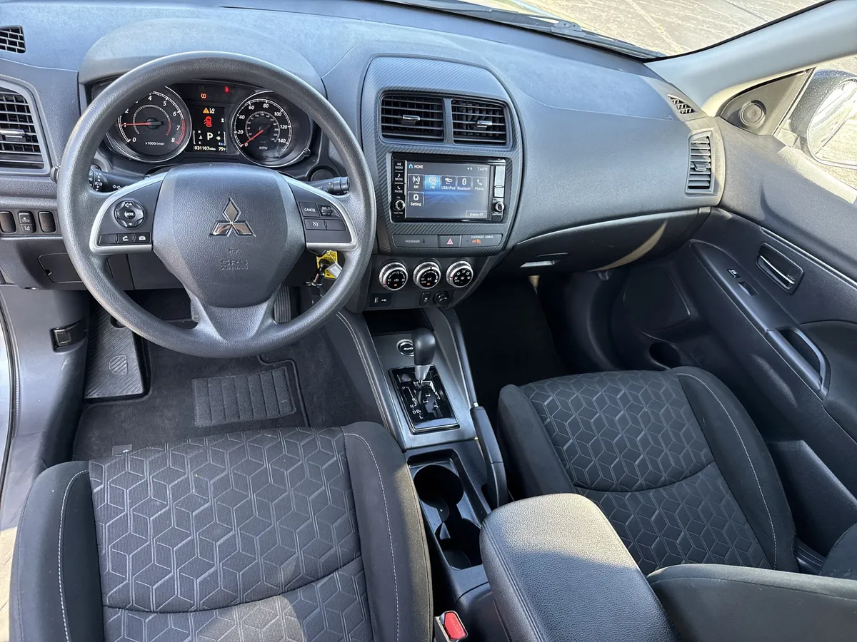 2024 Mitsubishi Outlander Sport 2.0 ES AWC thumbnail 18