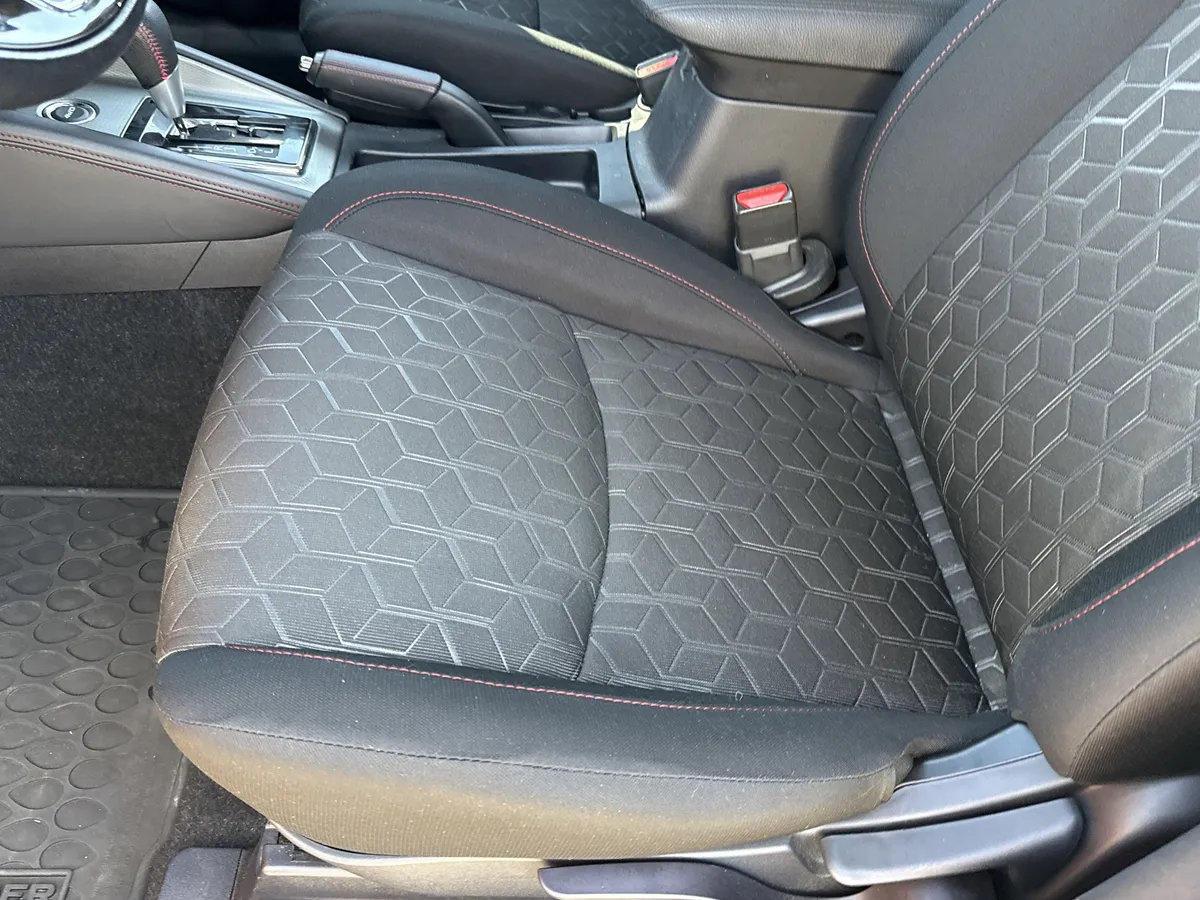 2024 Mitsubishi Outlander Sport 2.0 LE AWC thumbnail 15