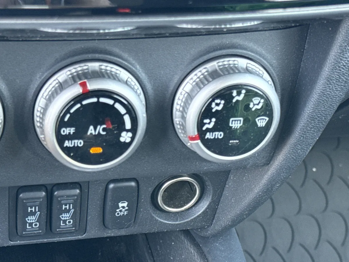 2024 Mitsubishi Outlander Sport 2.0 LE AWC thumbnail 25