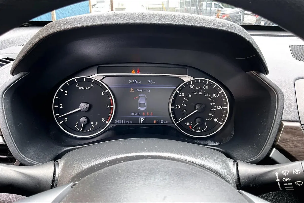 2024 Nissan Altima 2.5 SV thumbnail 26