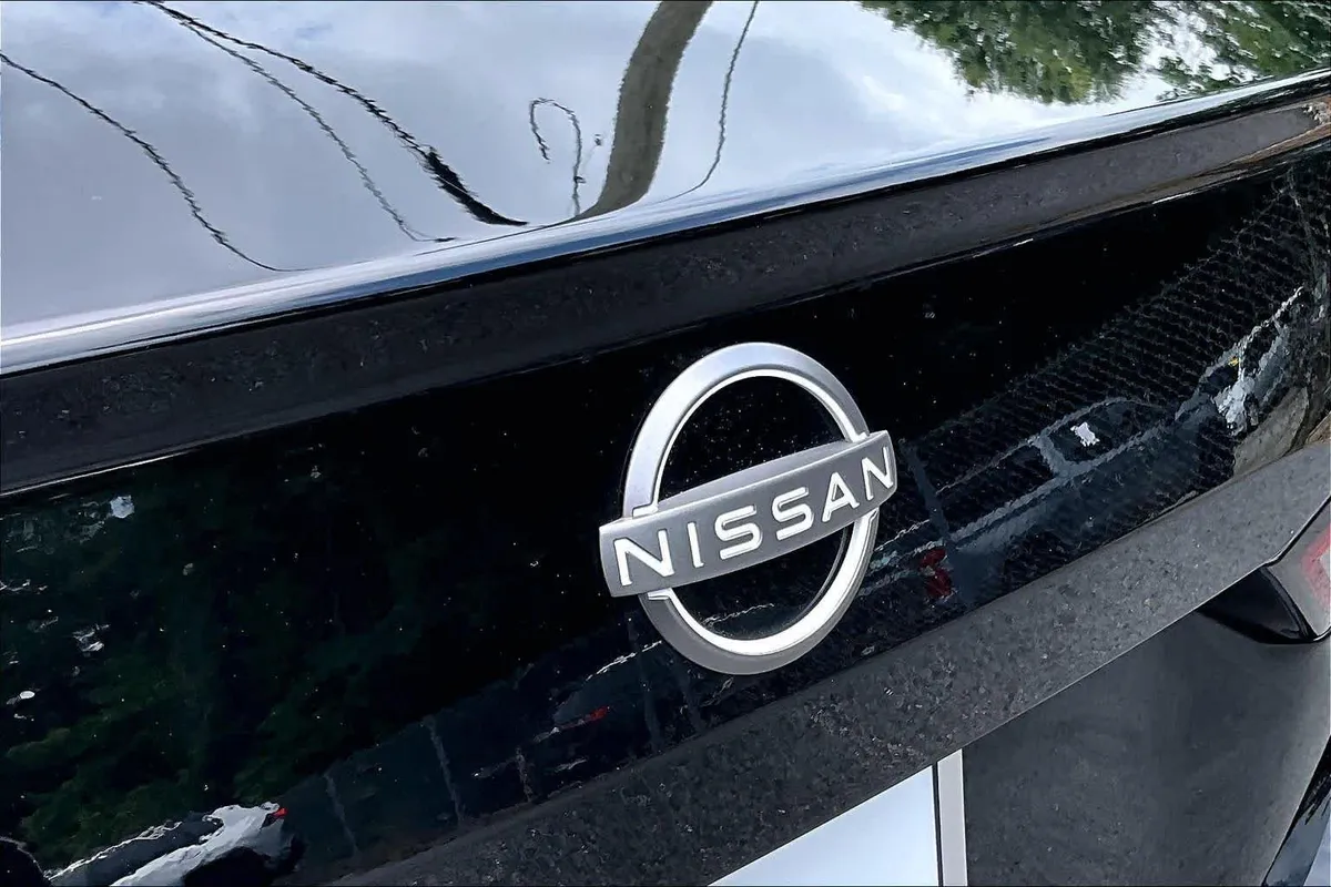 2024 Nissan Altima 2.5 SV thumbnail 31