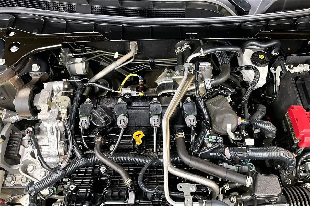 2024 Nissan Altima 2.5 SV thumbnail 33