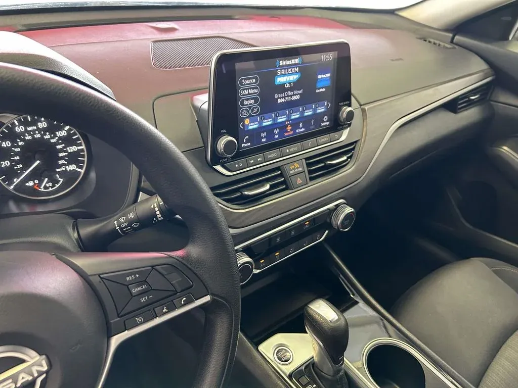 2024 Nissan Altima 2.5 SV thumbnail 20