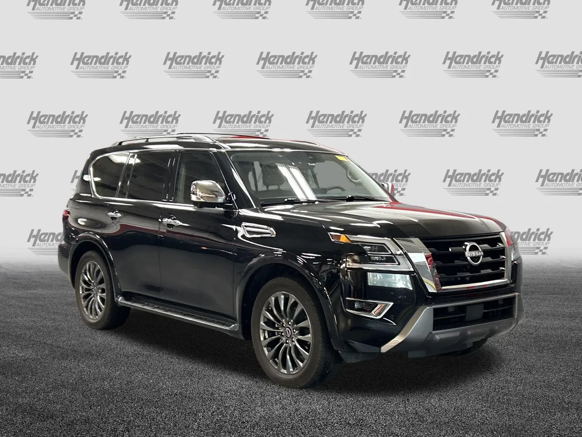 2024 Nissan Armada Platinum thumbnail 2