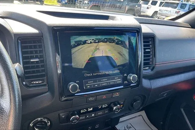 2024 Nissan Frontier PRO-4X thumbnail 13
