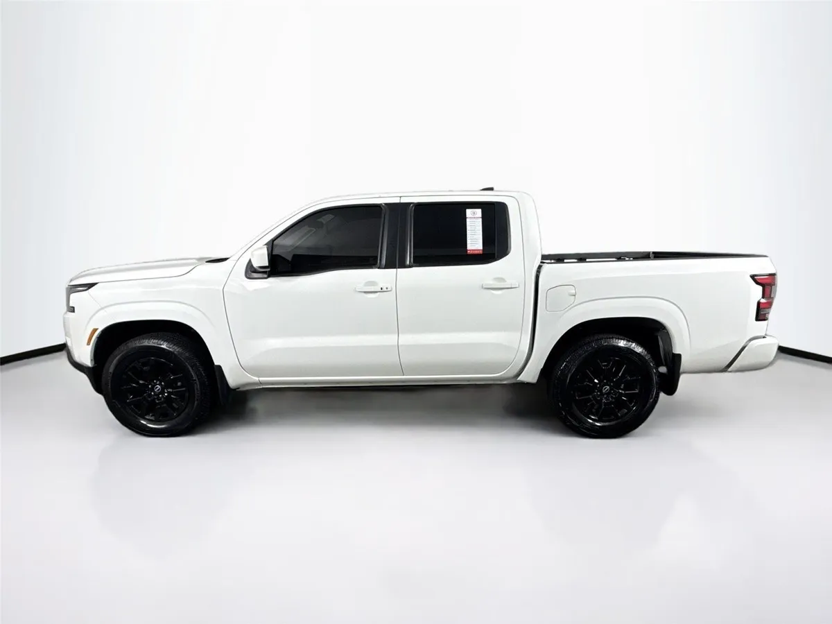 2024 Nissan Frontier SV thumbnail 13