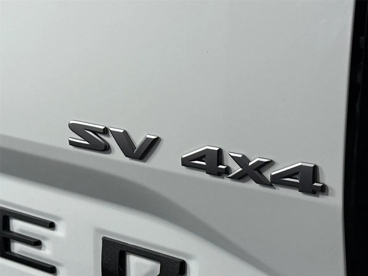 2024 Nissan Frontier SV thumbnail 14