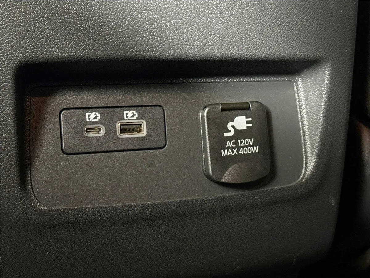 2024 Nissan Frontier SV thumbnail 35