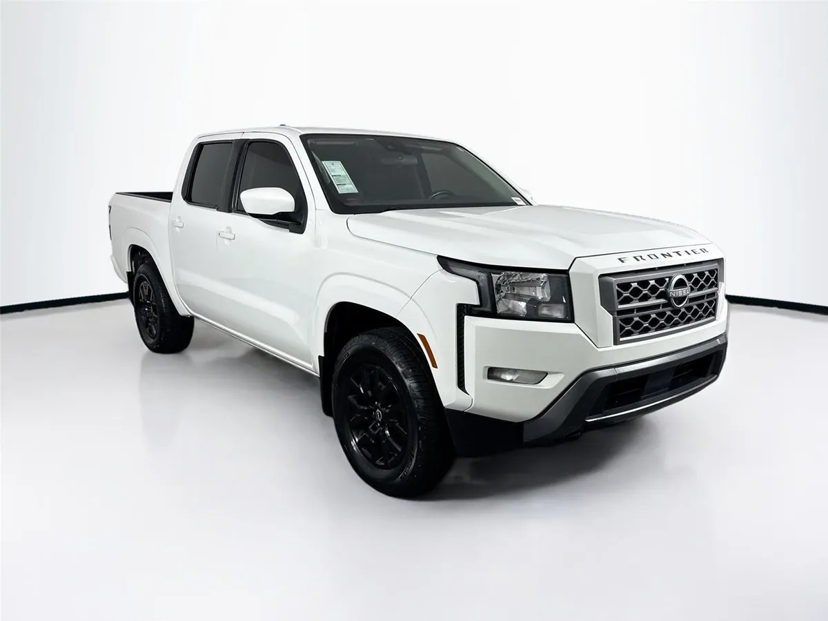 2024 Nissan Frontier SV thumbnail 9
