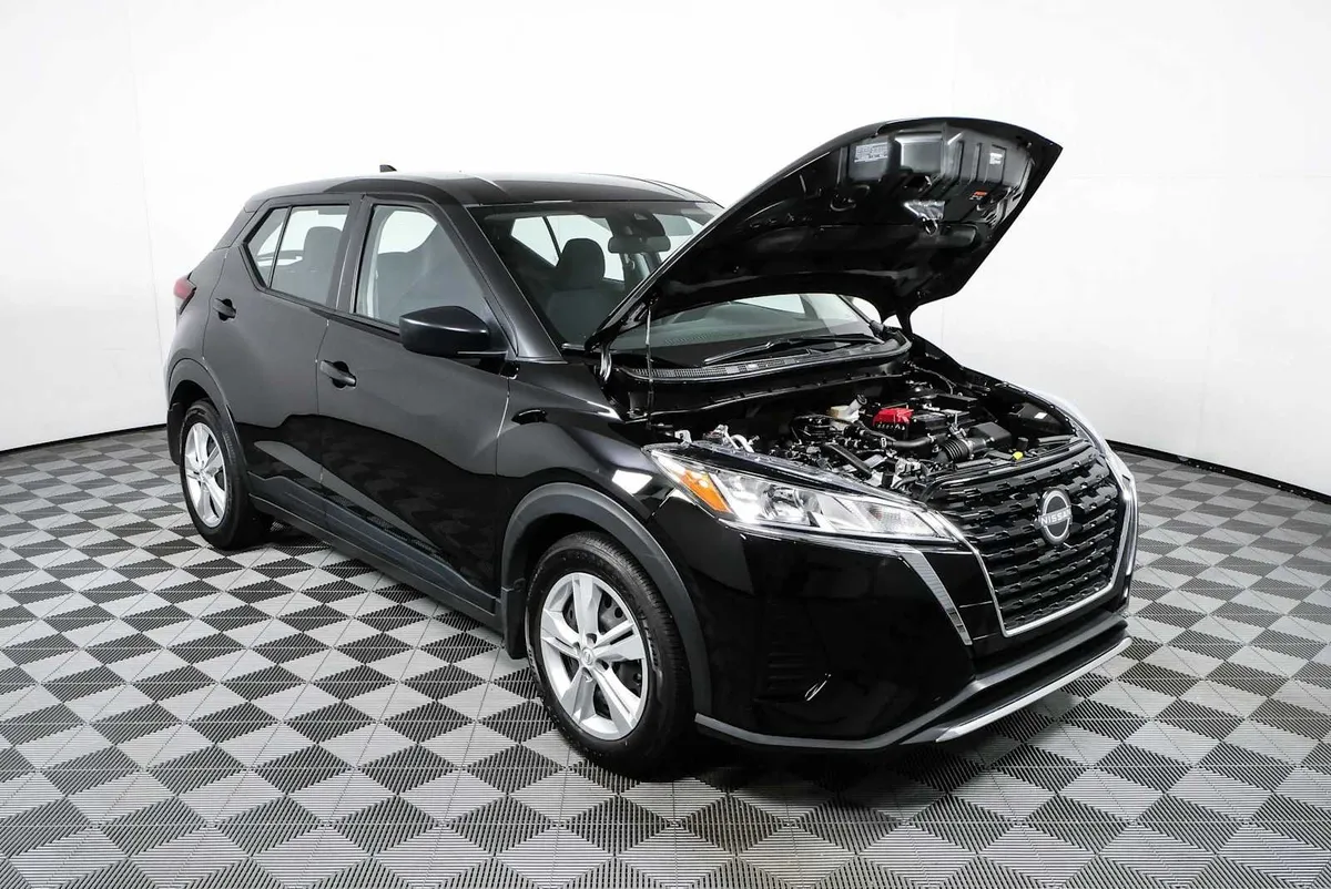 2024 NISSAN KICKS S thumbnail 32