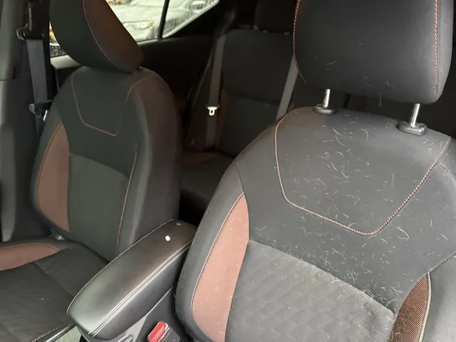 2024 Nissan Kicks SR thumbnail 12