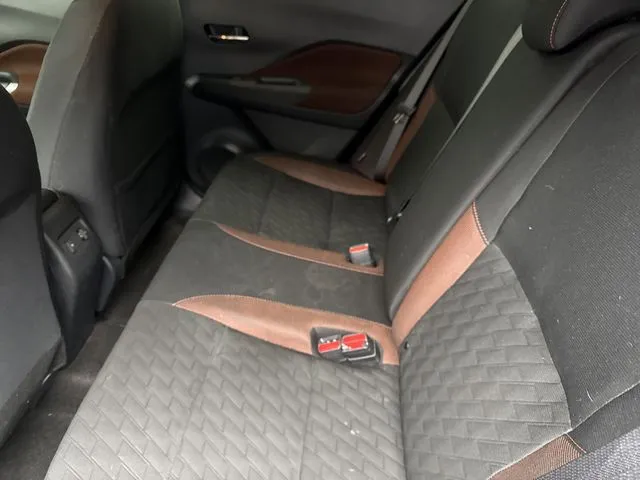 2024 Nissan Kicks SR thumbnail 15