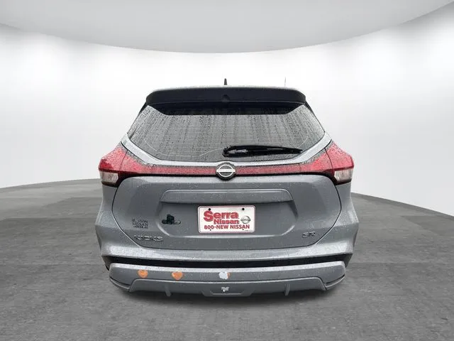 2024 Nissan Kicks SR thumbnail 8