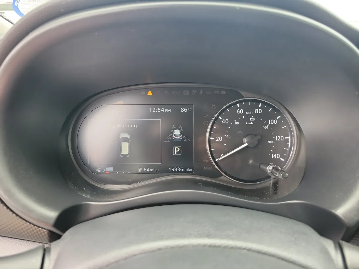 2024 Nissan Kicks SV thumbnail 16