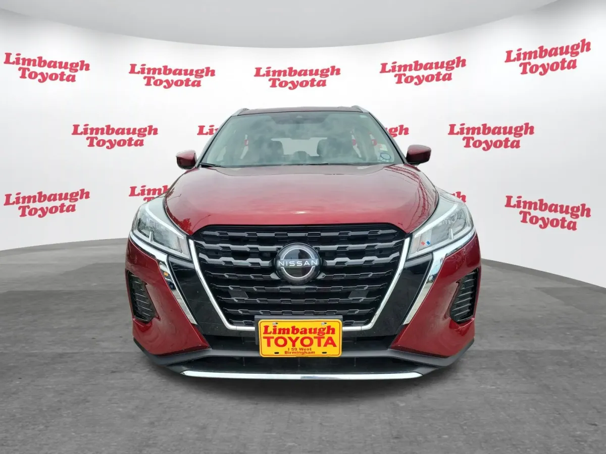2024 Nissan Kicks SV thumbnail 18