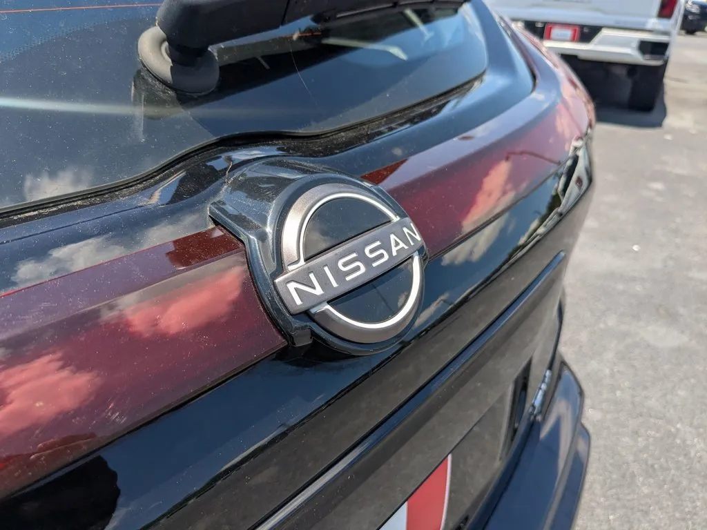 2024 Nissan Kicks SV thumbnail 27