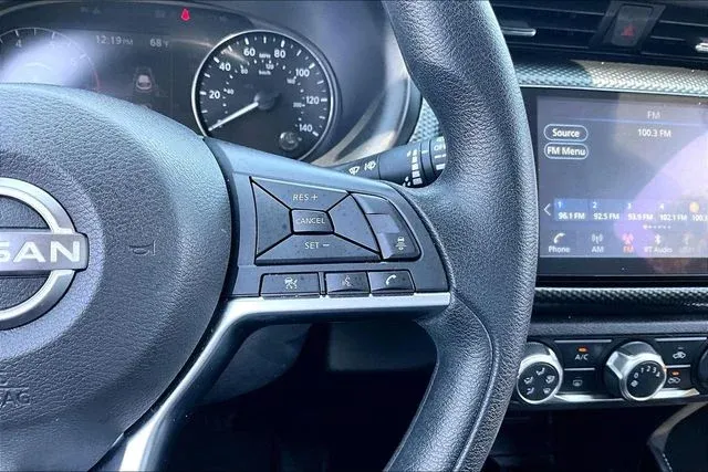 2024 Nissan Kicks SV thumbnail 11